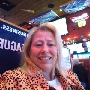 Meet your Posher, Sherry